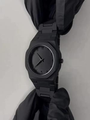 Black Arabic Aura Carbon Fiber Luxury Watch – Timeless Style Meets Precision